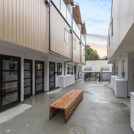 2 Bed 2 Bathroom Brand New Paradise 8 Mins To Cbd Queenstown Buitenkant foto