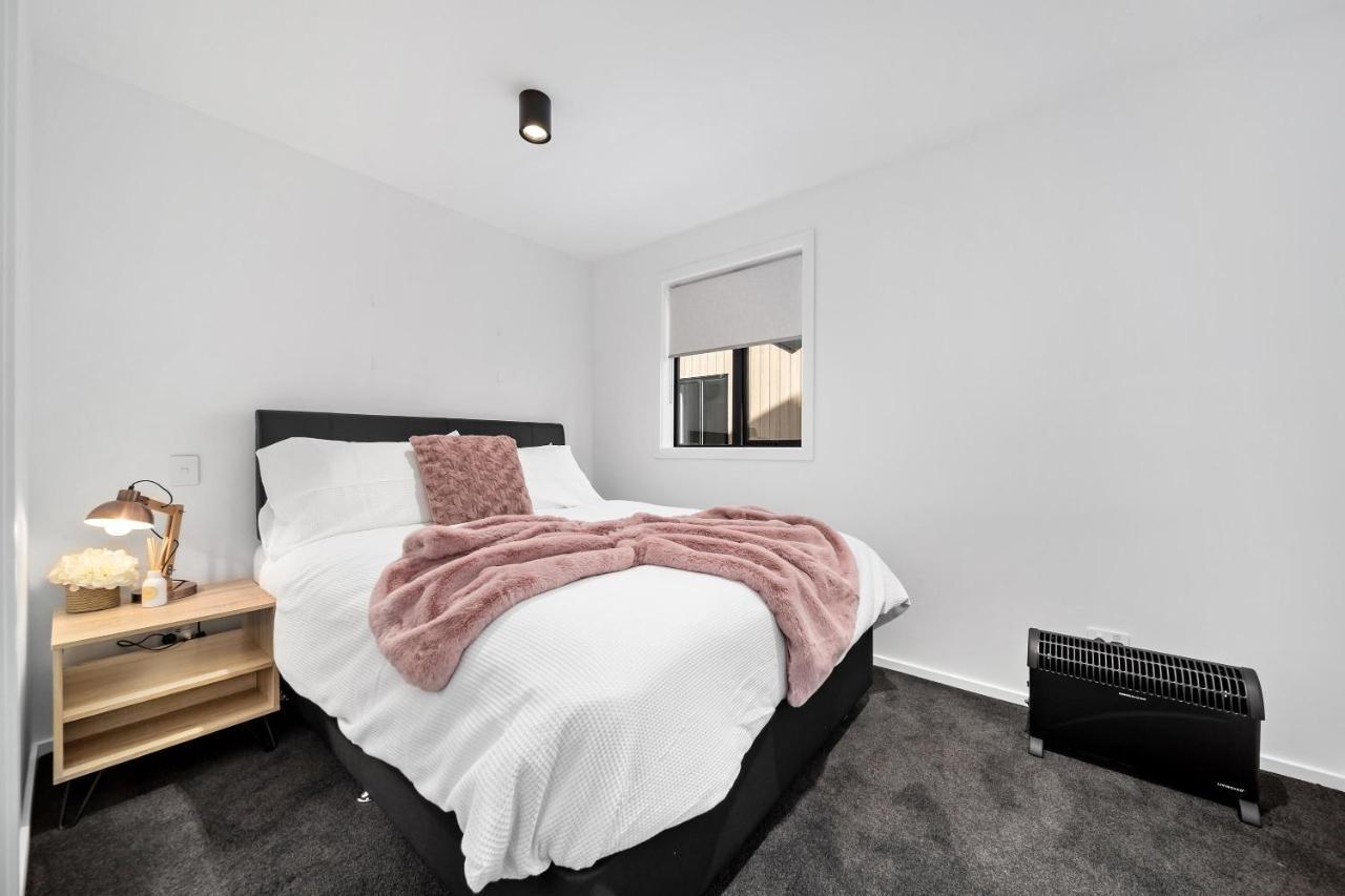 2 Bed 2 Bathroom Brand New Paradise 8 Mins To Cbd Queenstown Buitenkant foto